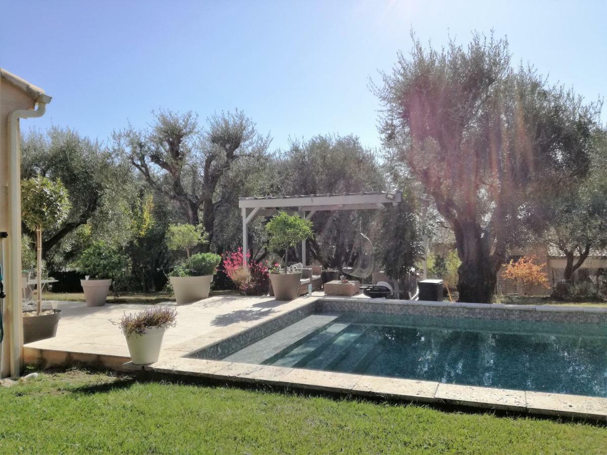 La Bastide Aux Oliviers Hotel Tourrettes-sur-Loup Bagian luar foto